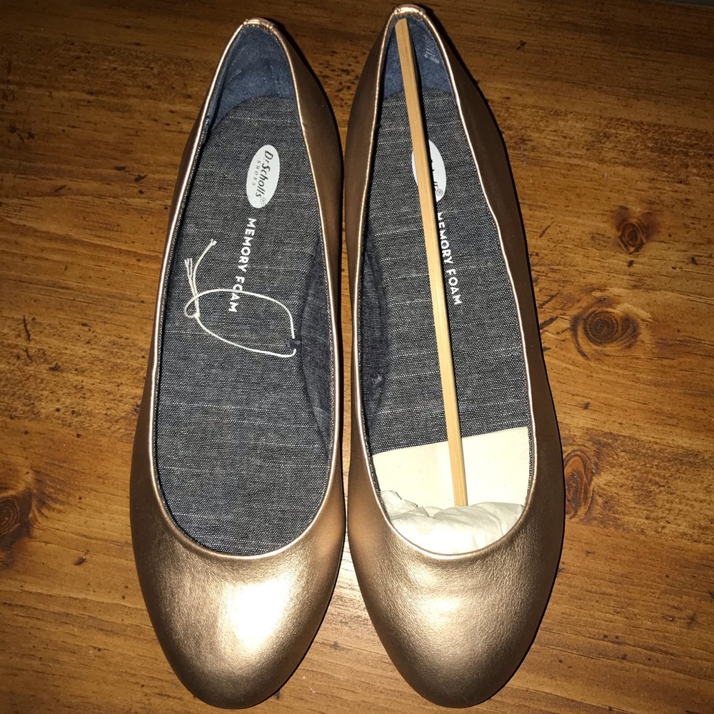 Women’s flats
